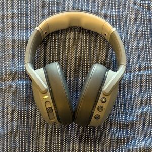 Skull candy crusher evo headphones- cool grey color way